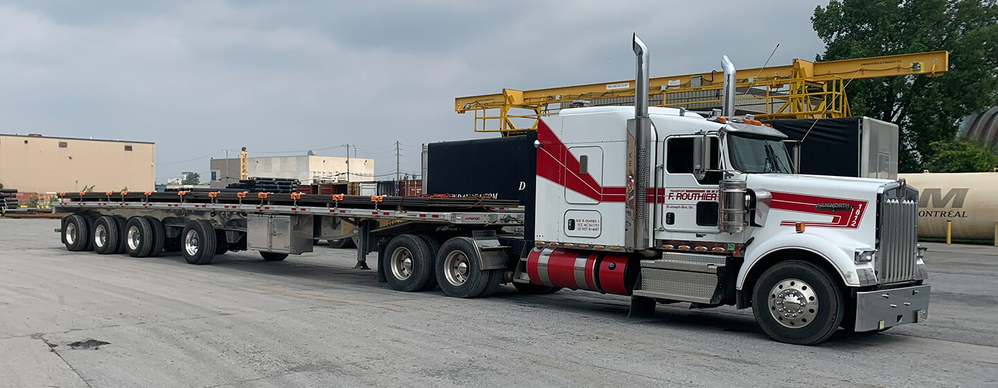 Transport d’acier et de structures